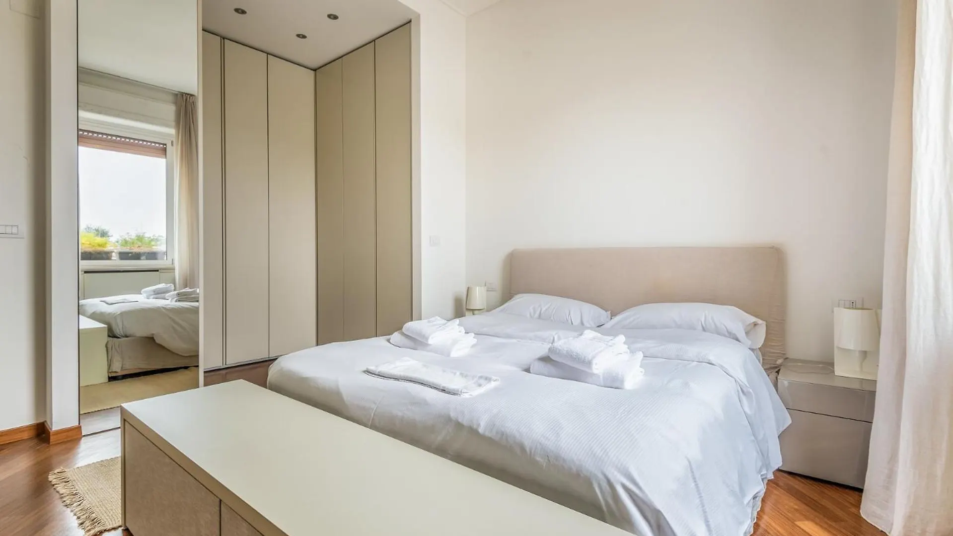 Milan Corso Genova 16 -Wifi-3Pax Apartment 0*,